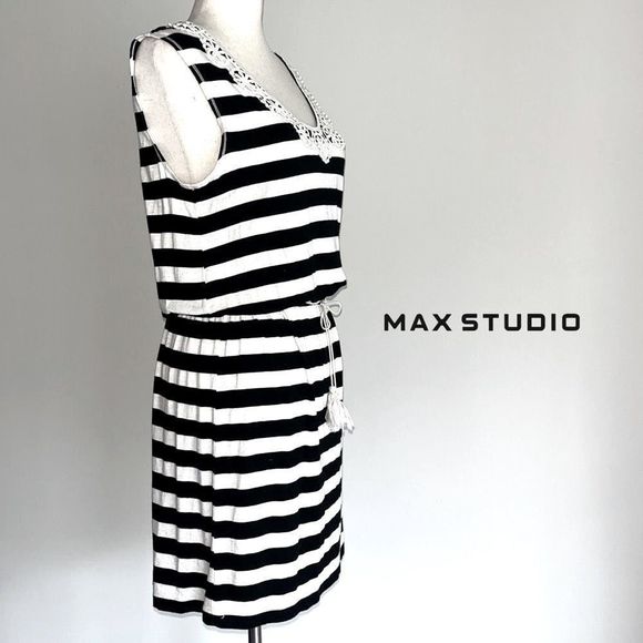 MAX STUDIO BLACK AND WHITE STRIPED PULLOVER DRESS | DRAWN WAIST | XS - Picture 3 of 9